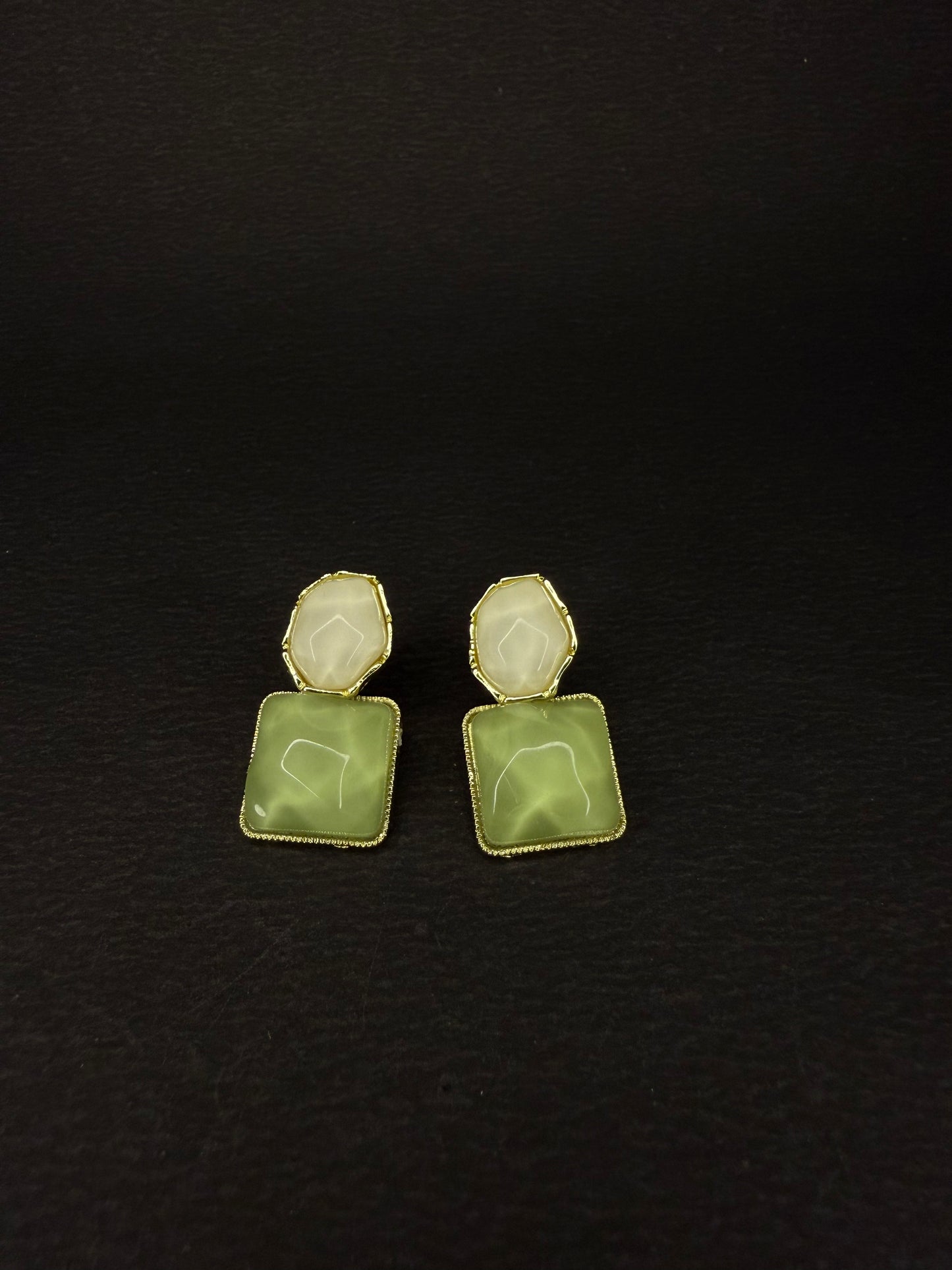 Green Gem Crystal Earring KB0002