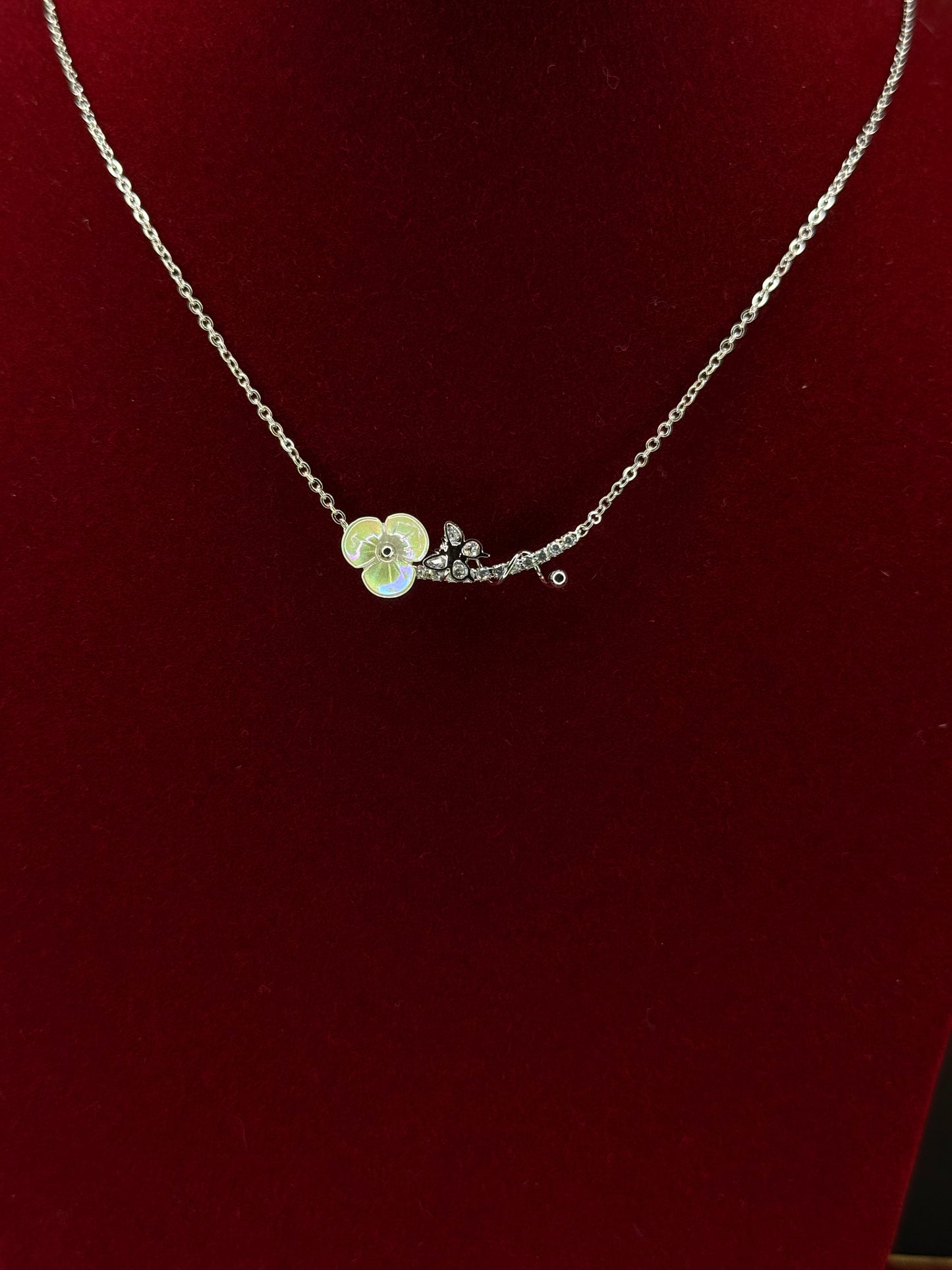 Mother of pearl flower and branch Pendant Nacklace KM0015