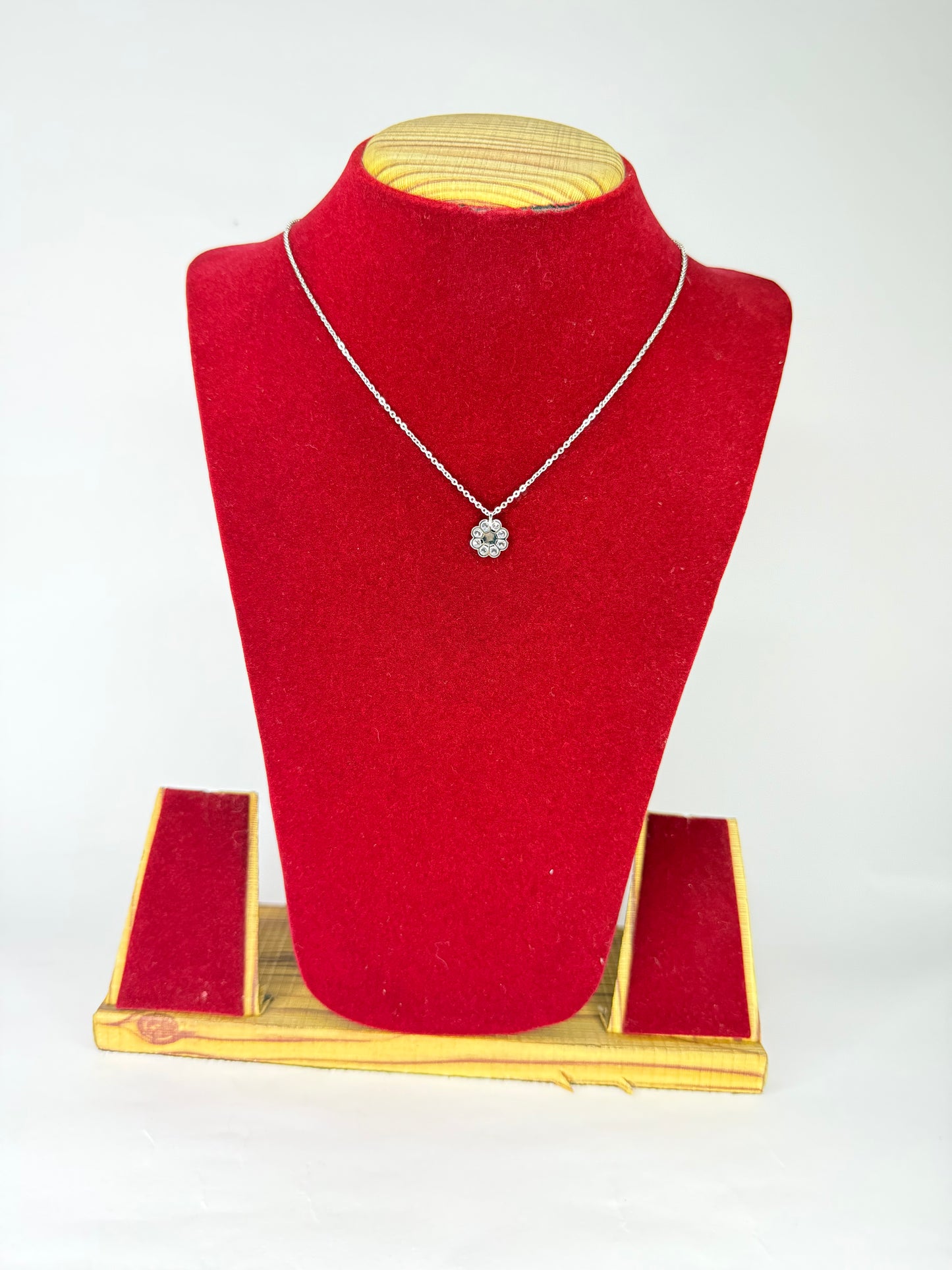 Flower Pendant with Chain KM0016