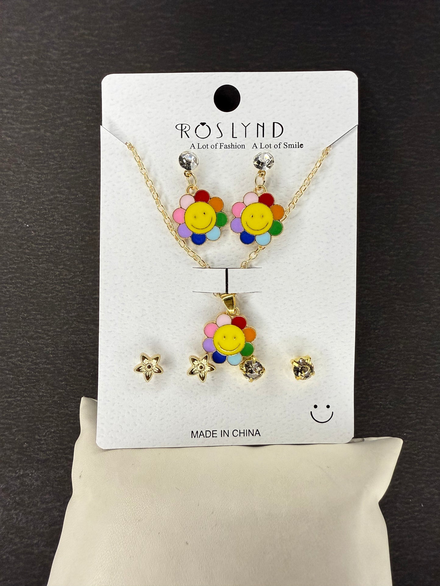 Chain Pendant and earring set KM0032