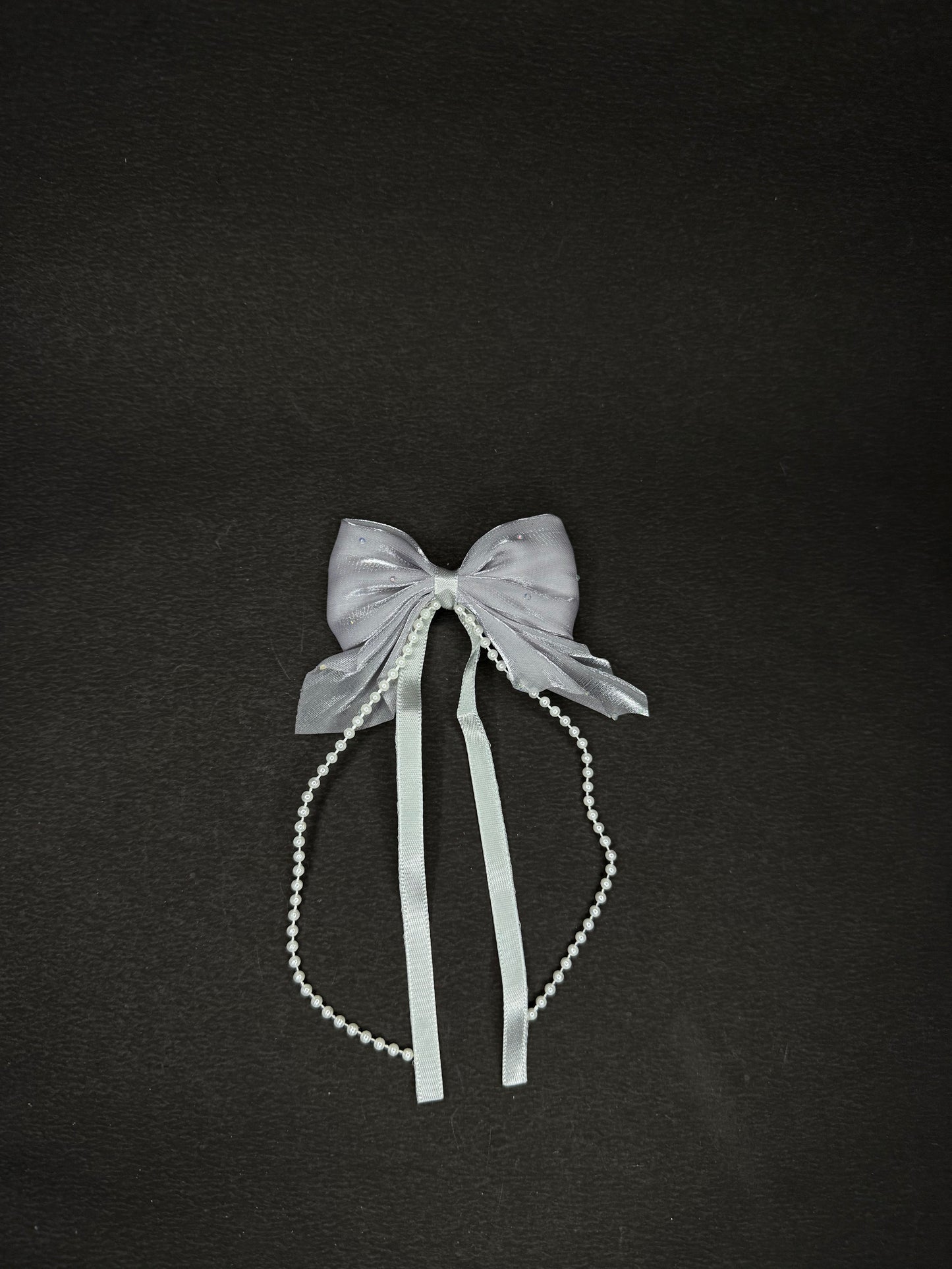 Pearl Embellished Bow (white color)