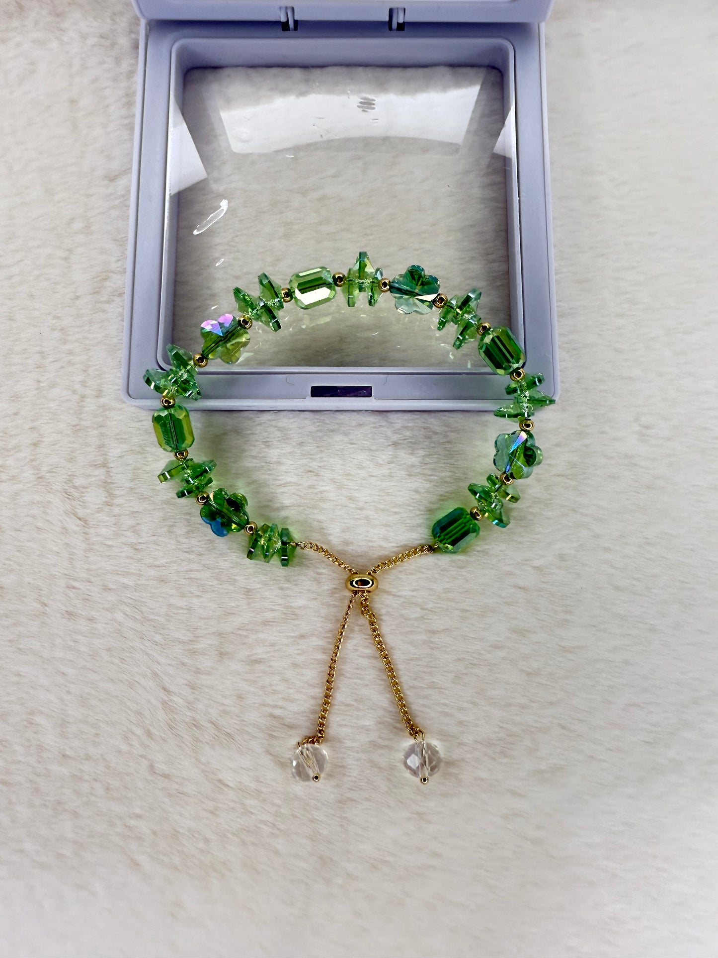 Adjustable Crystal Bracelet BR0005