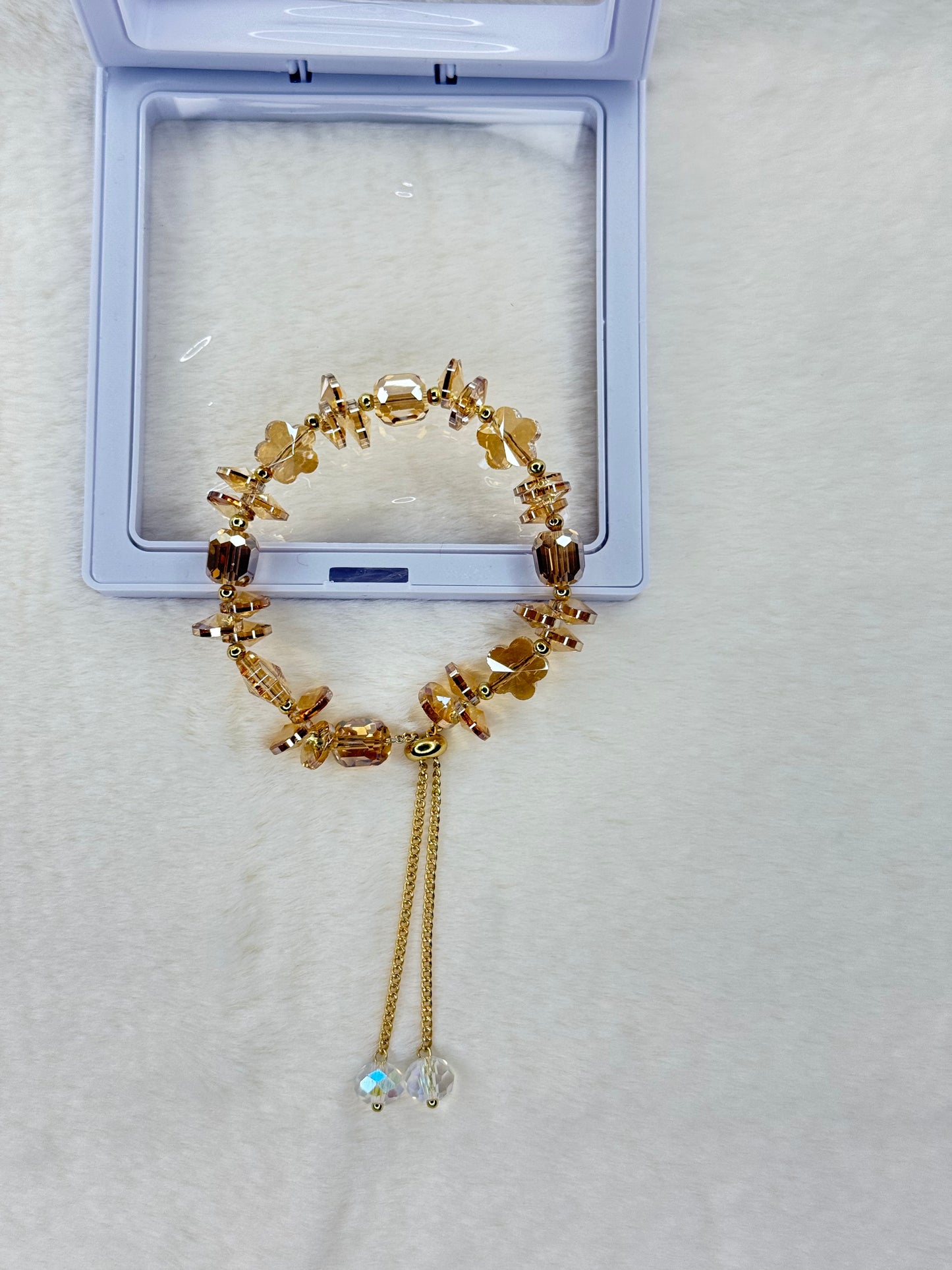 Adjustable Crystal Bracelet BR0010