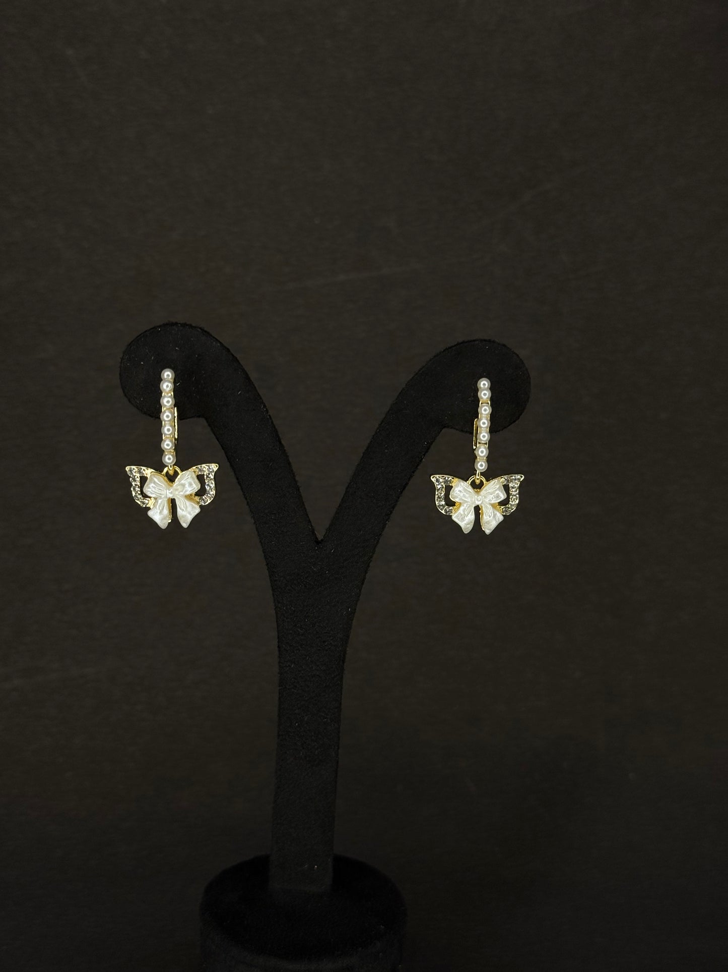 Pearl Butterfly Bow Earring KB0028
