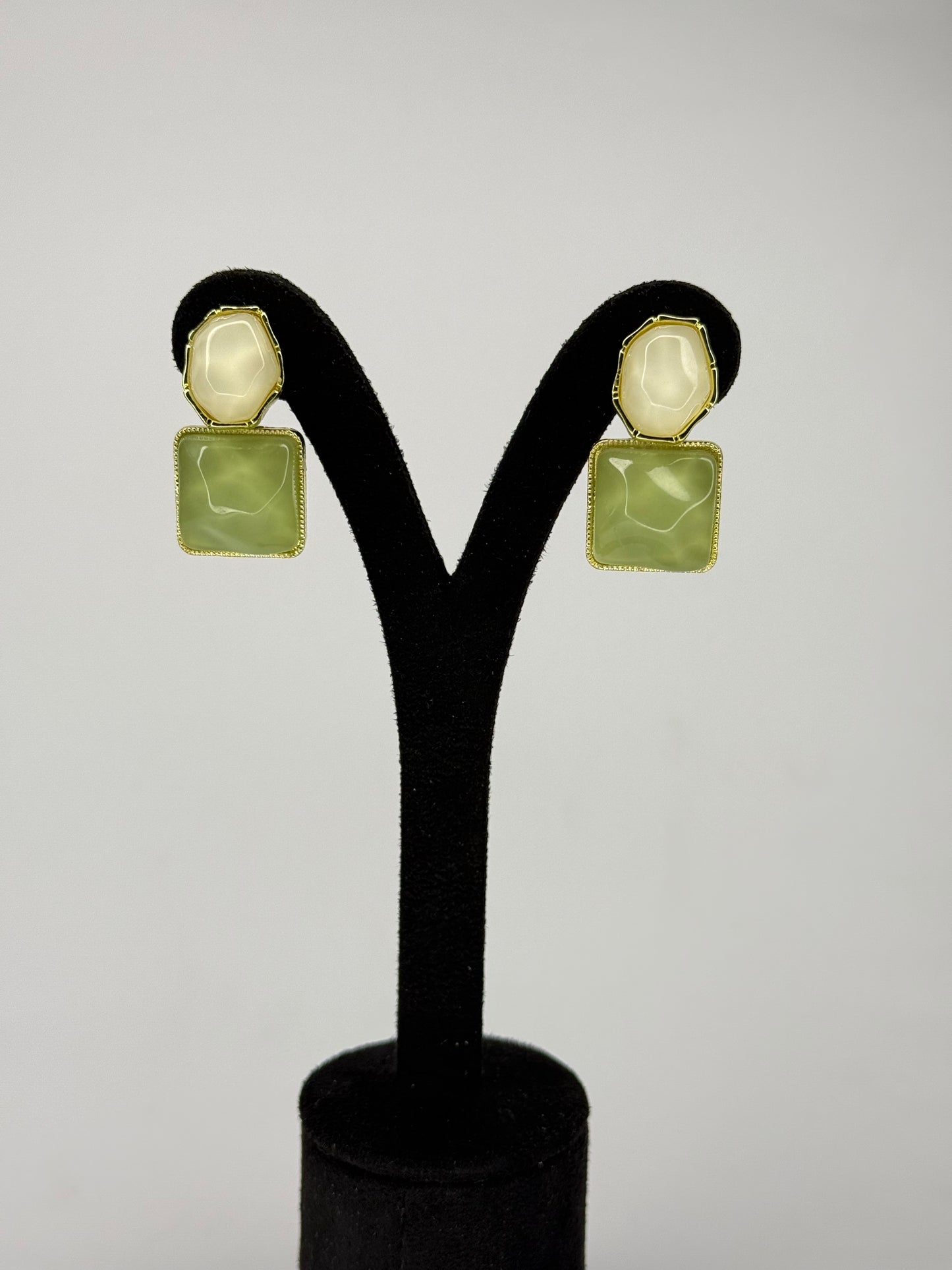 Green Gem Crystal Earring KB0002