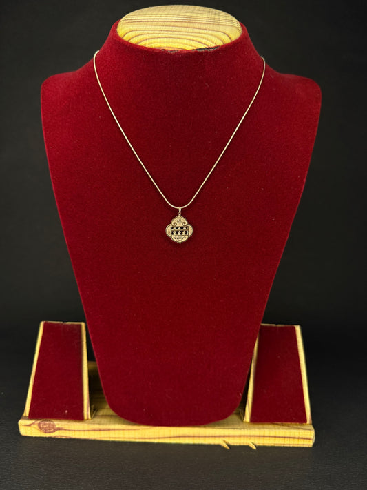 Good Luck Pendant with Chain KM0014
