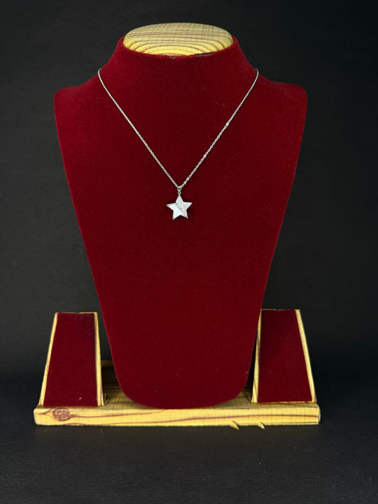 Stare Pendant with Chain KM0022