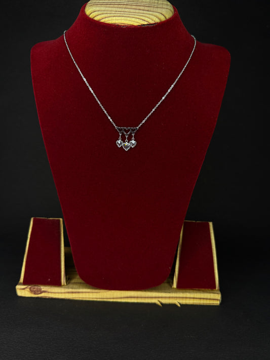 Triple Heart Necklace KM0005