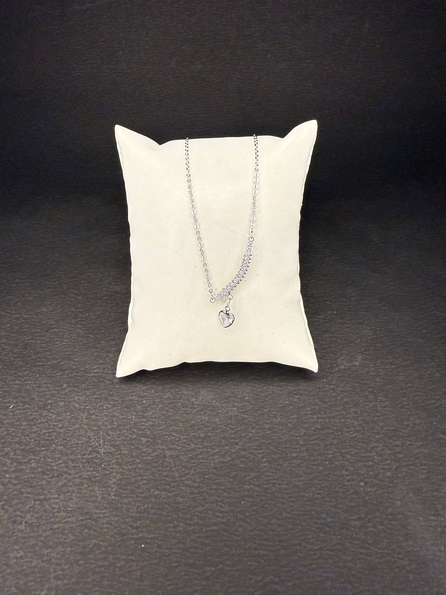 Diamond Heart Pendant Necklace KM0001