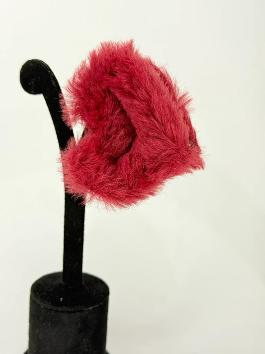 Fur Heart Claw Clip