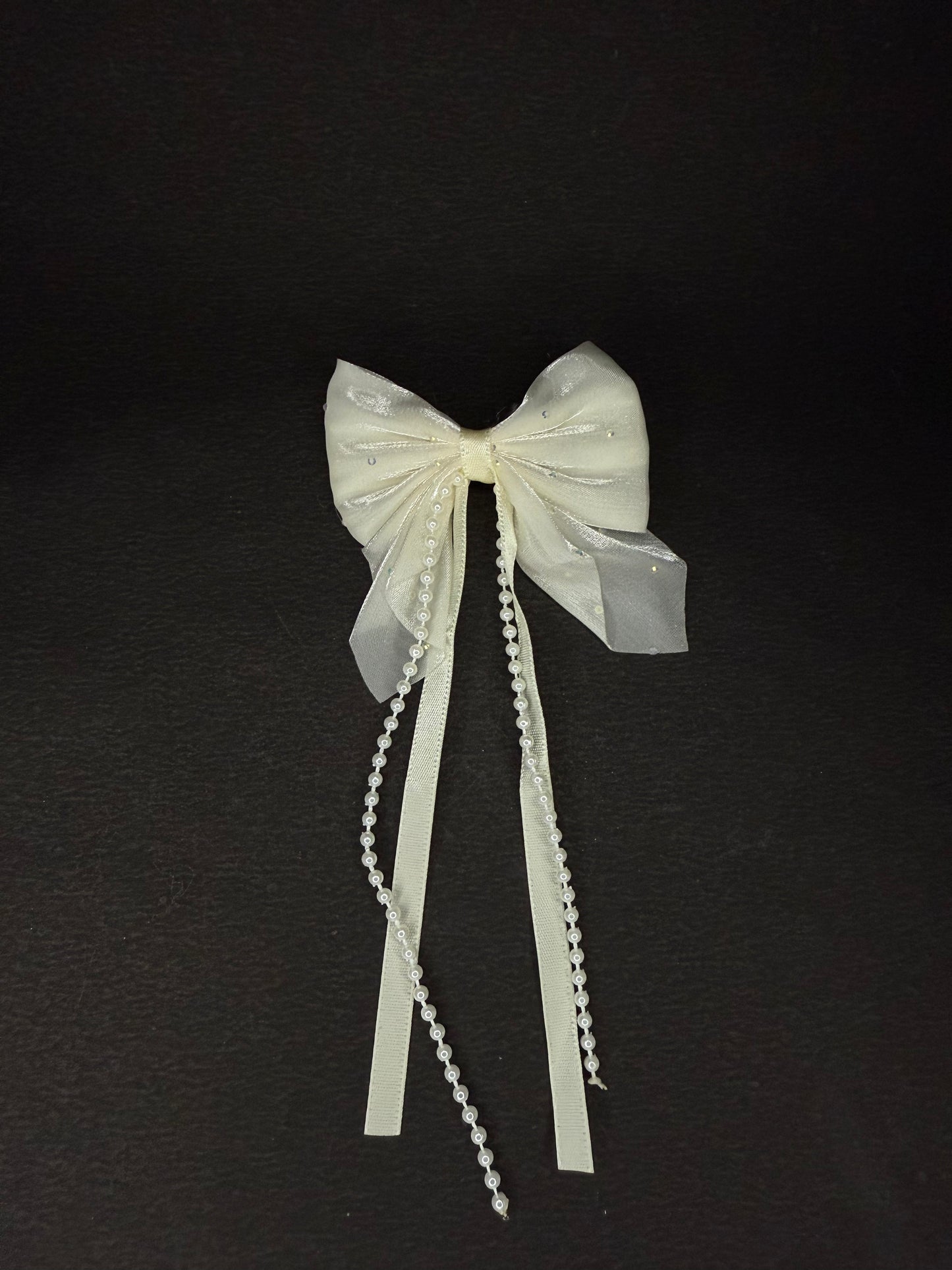 Pearl Embellished Bow (creamy white color)