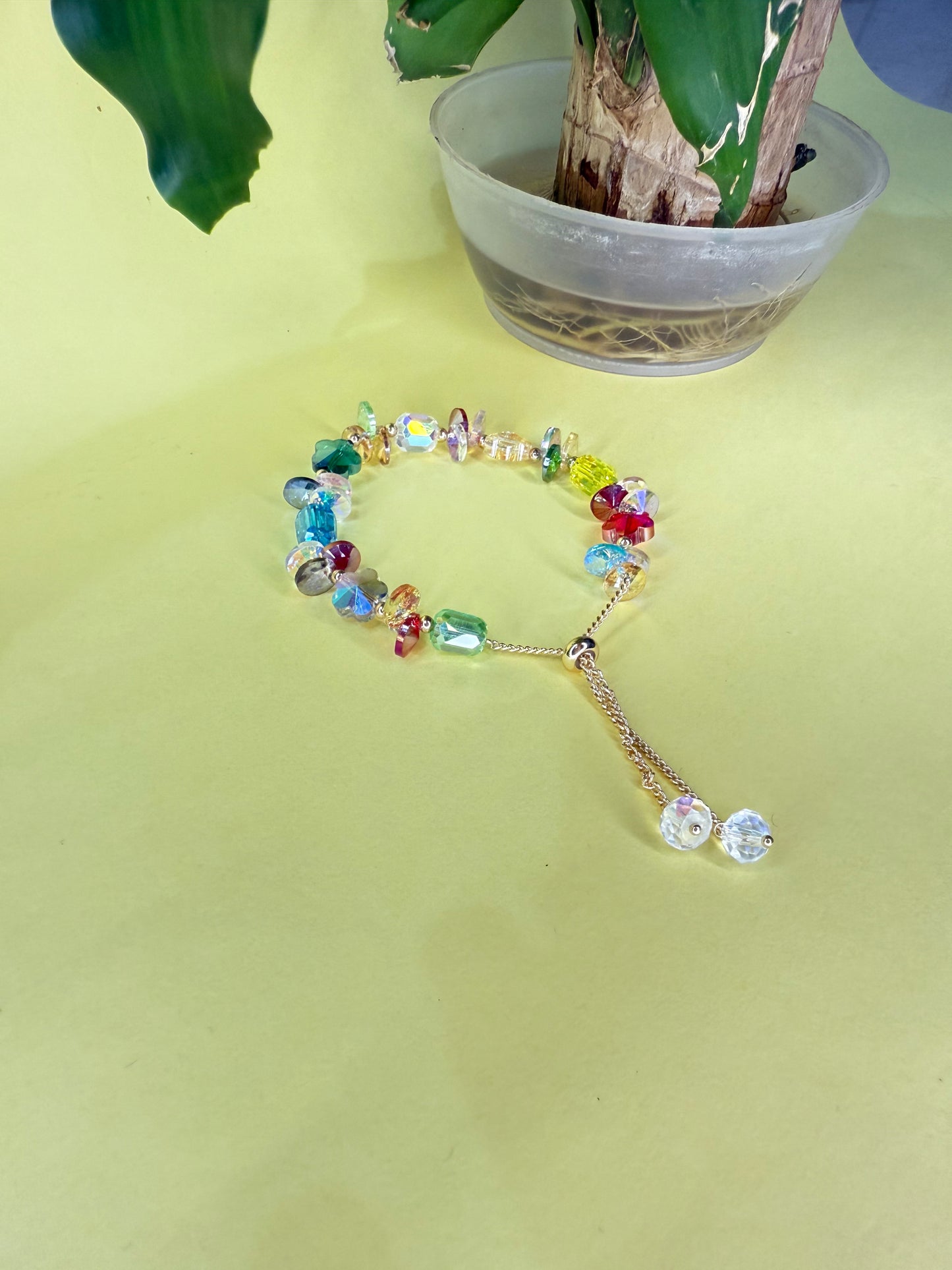 Adjustable Crystal Bracelet BR0001
