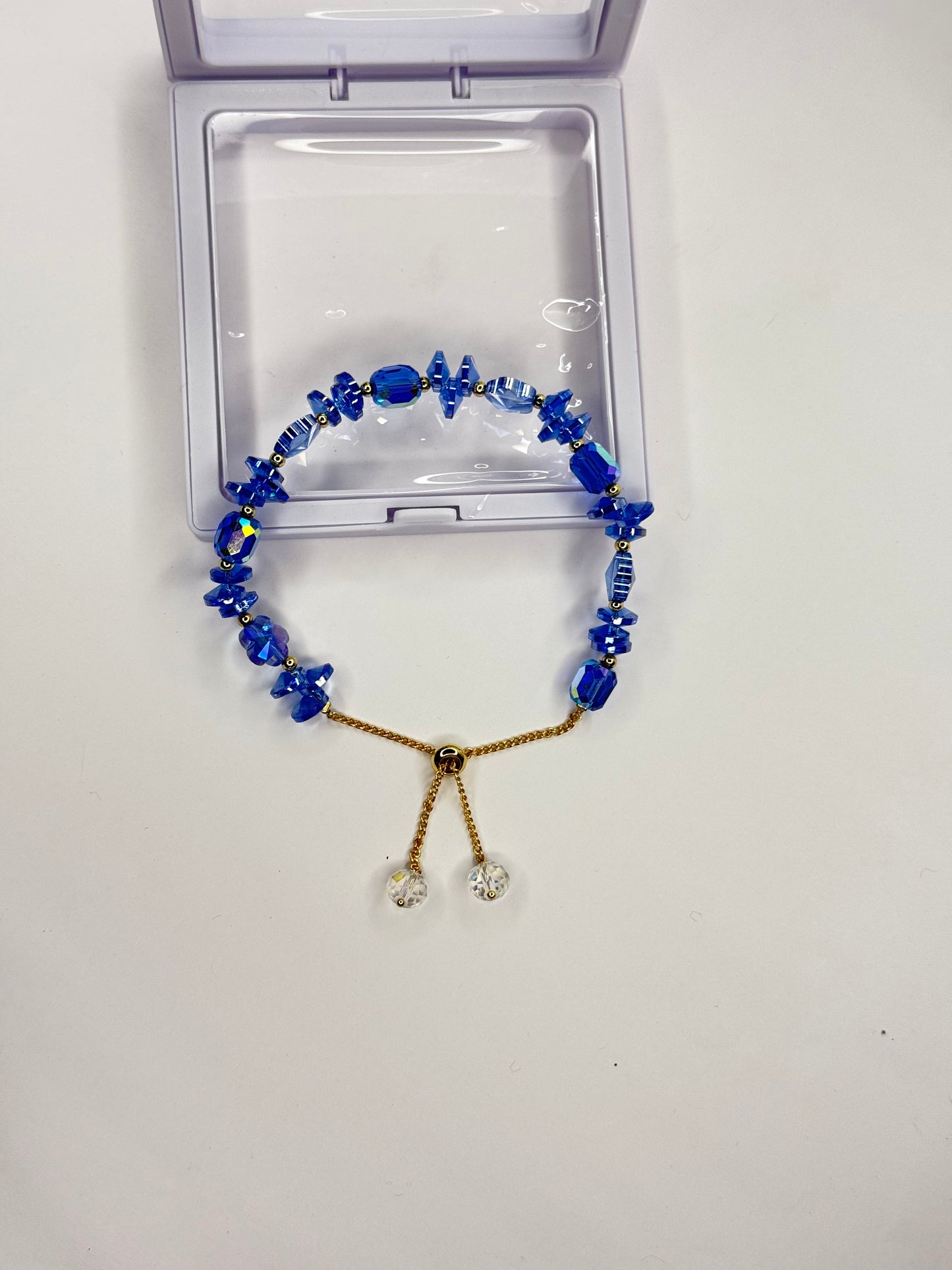 Adjustable Crystal Bracelet BR0003