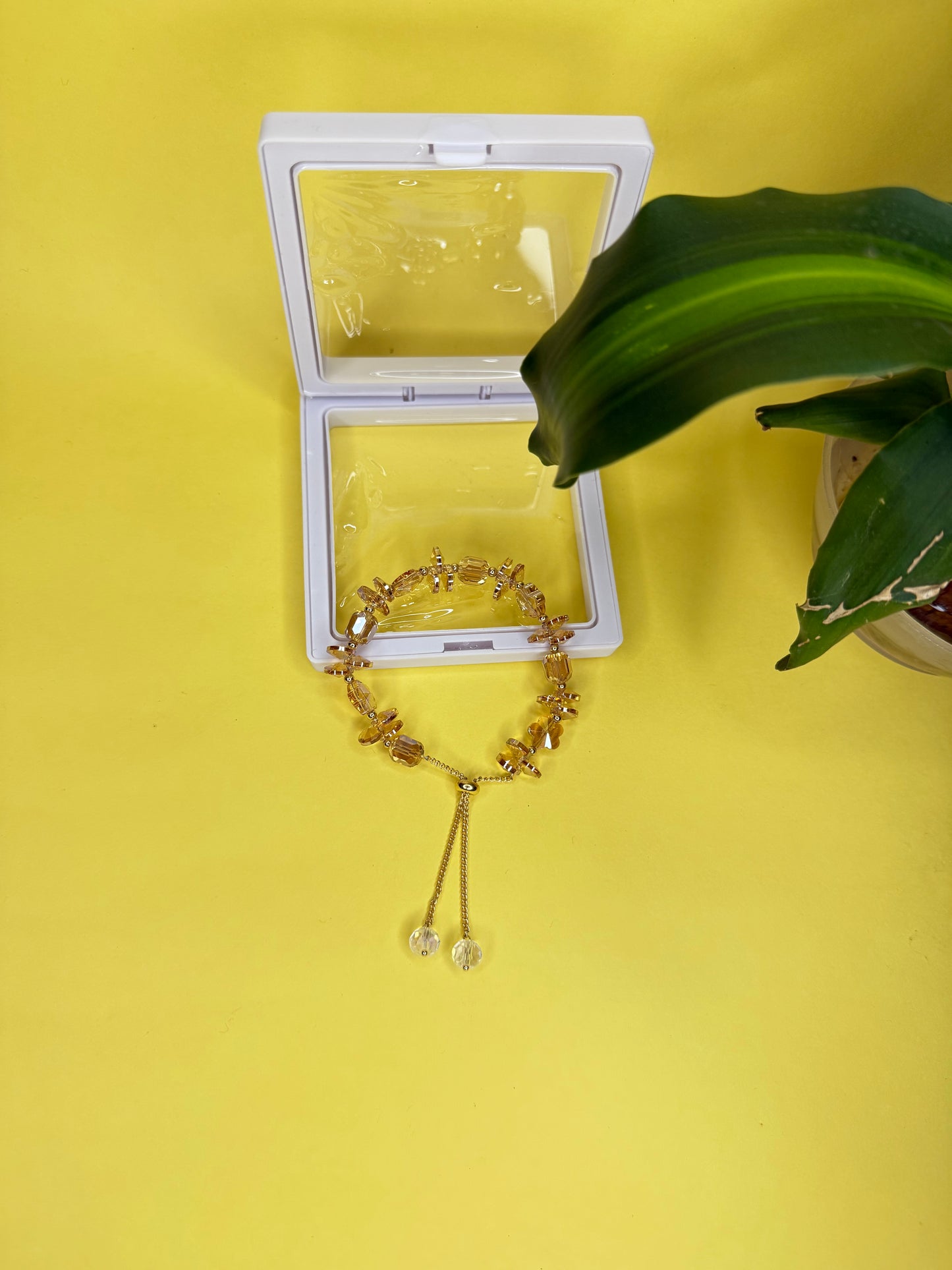Adjustable Crystal Bracelet BR0010