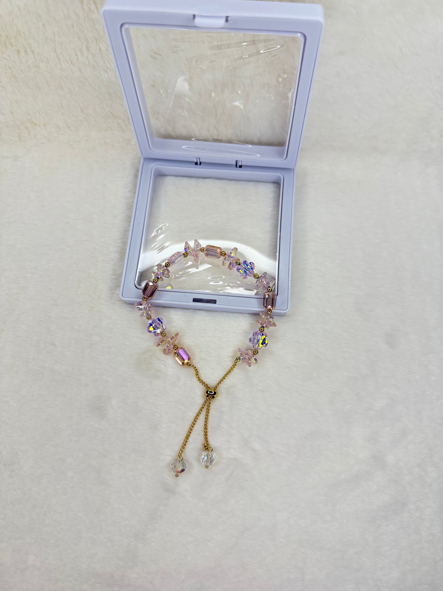 Adjustable Crystal Bracelet BR0007