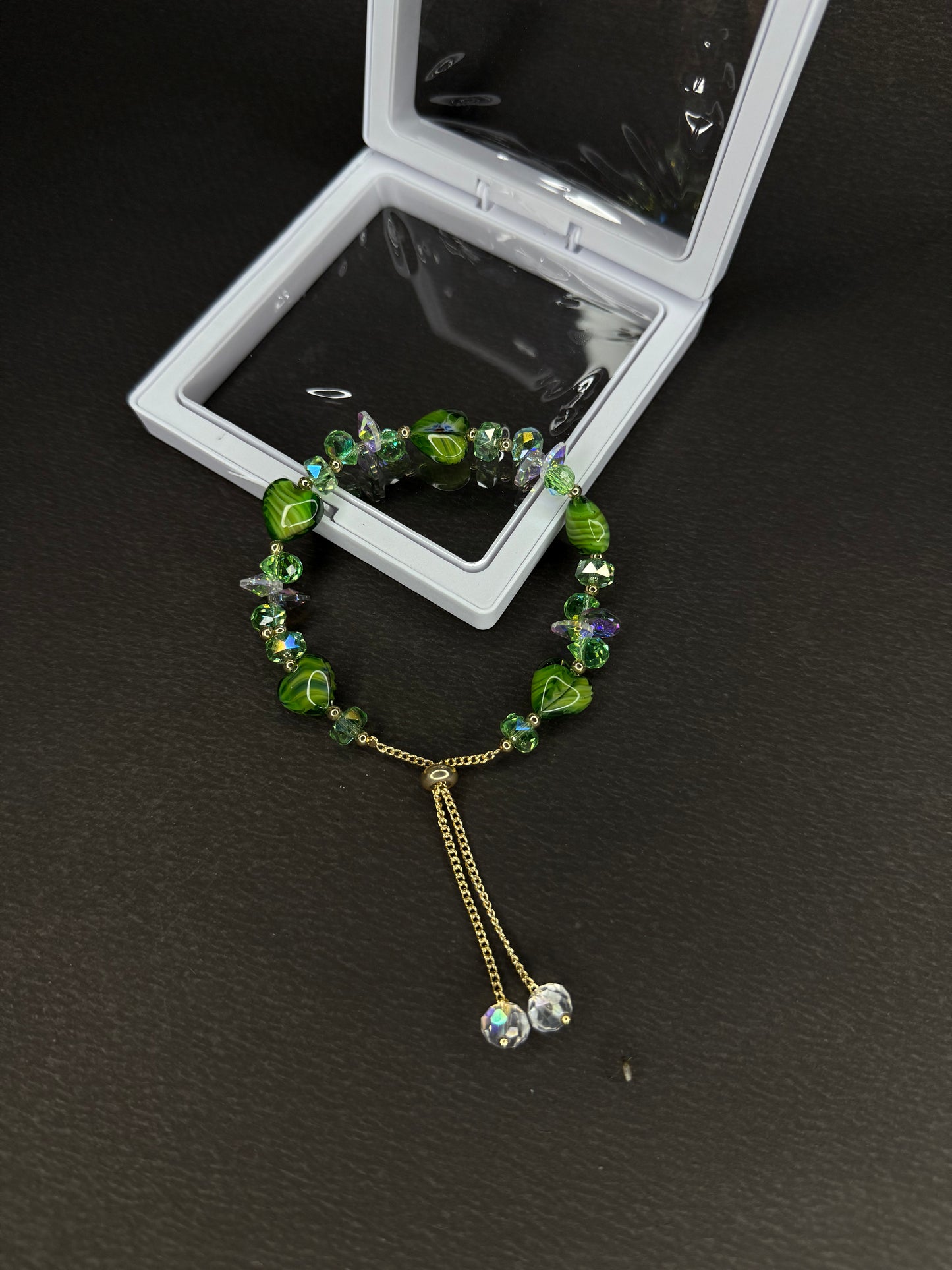 Adjustable Crystal Bracelet BR0012