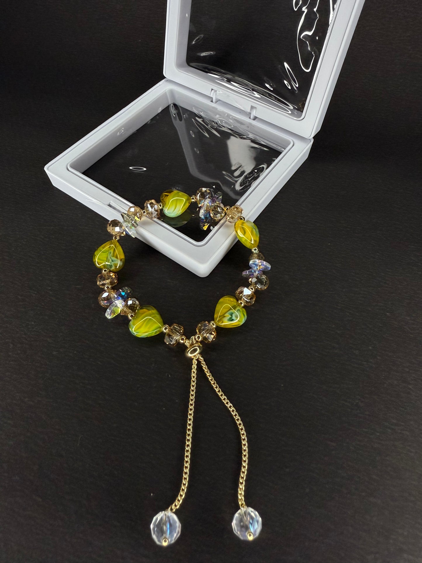 Adjustable Crystal Bracelet BR0019