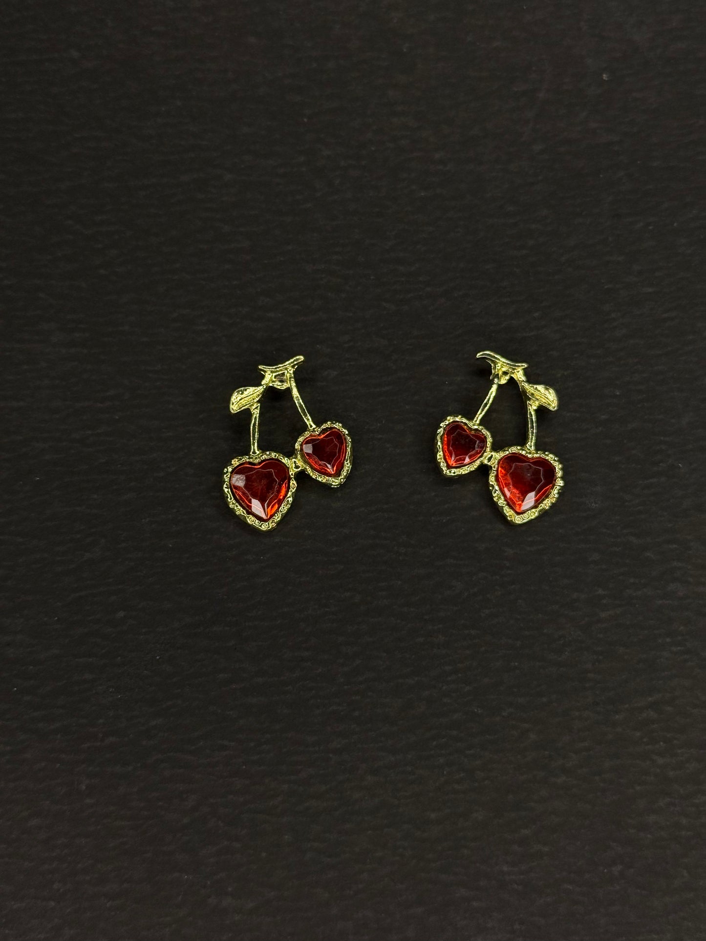 Red Heart Earring KB0010