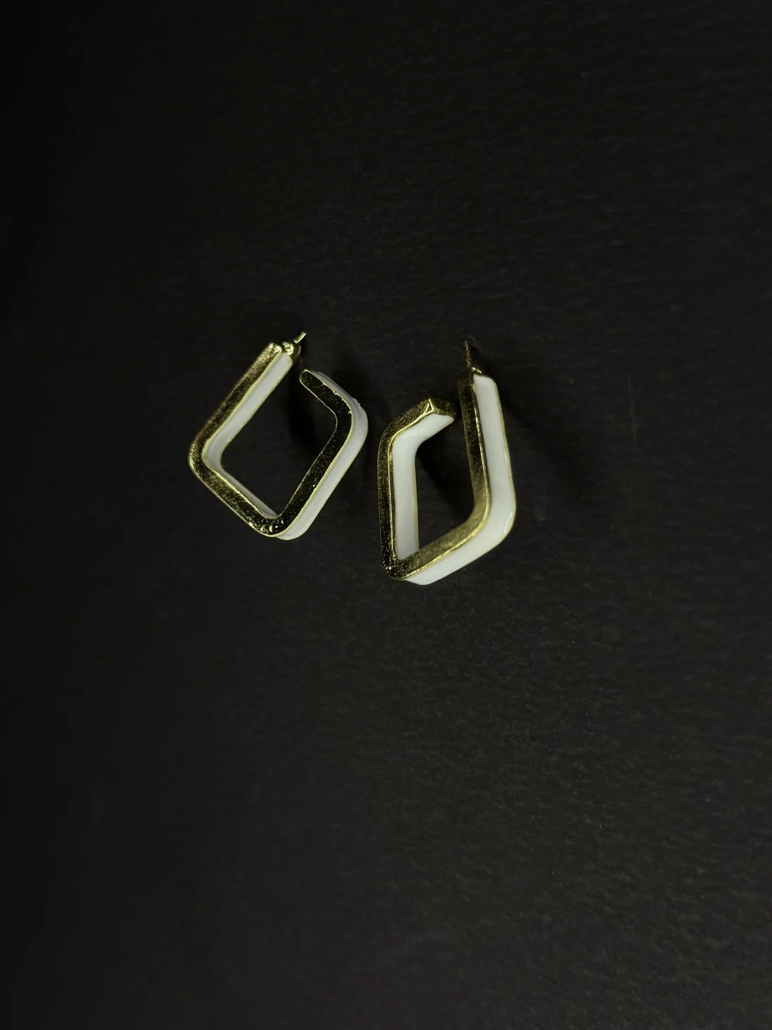 Geommetric Hoop Earring KB0004