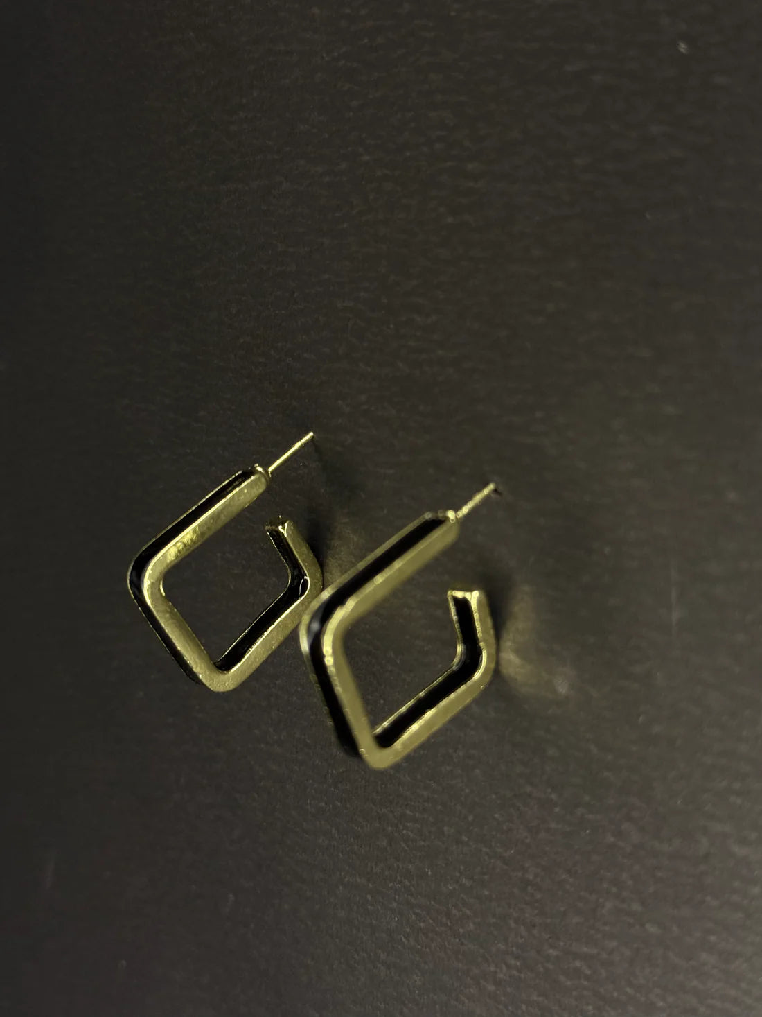 Geommetric Hoop Earring KB0004