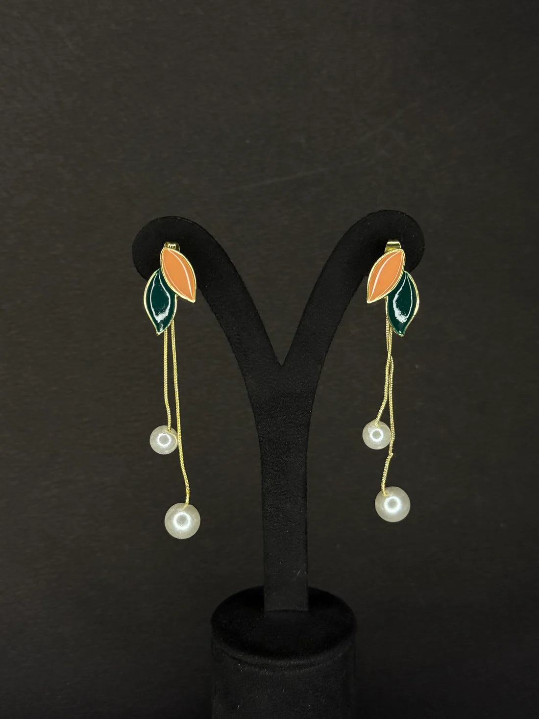 Korean Beautiful Green+Beige Leaf Earring KB0006