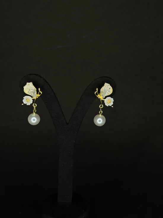 Pearl Blossom Drop Earring KB0012