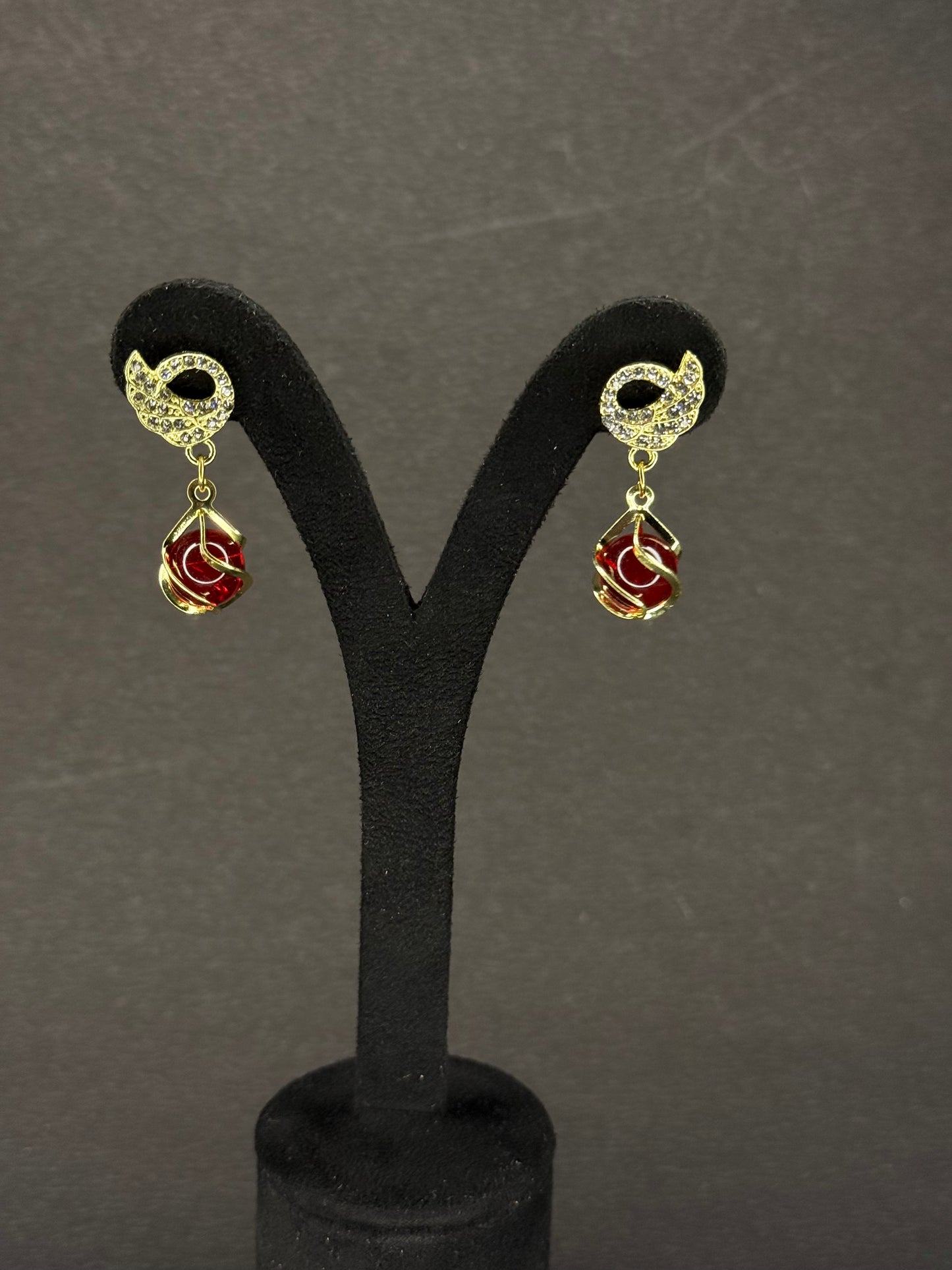 Crimson Twist Drop Earring KB0018