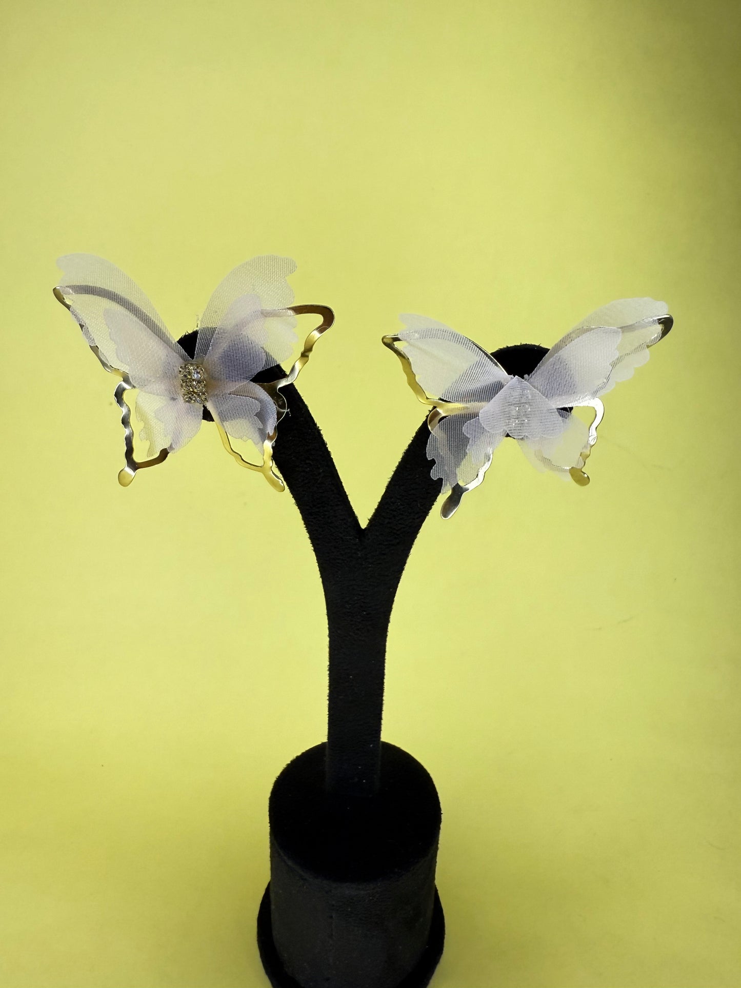 Butterfly Earring (light orange) KB0008